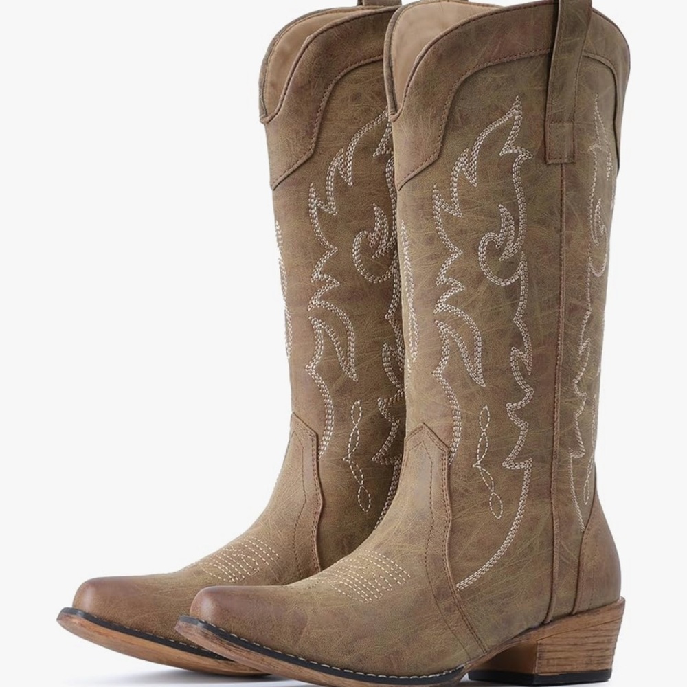 Women's Brown Cowgirl Boots - Picture 3 of 6